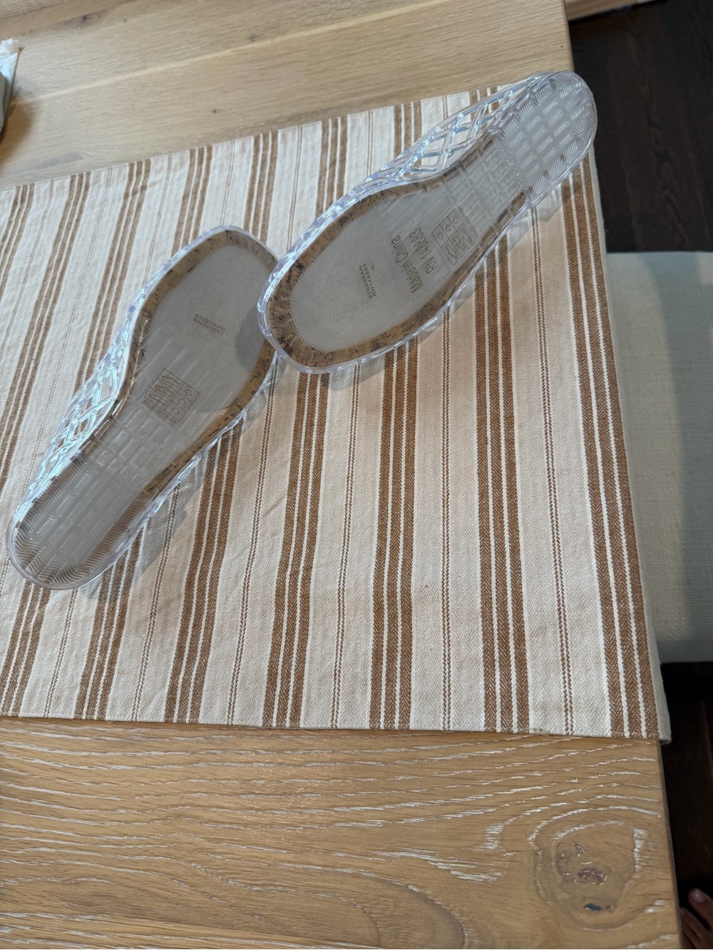 NWOT Anthropologie Bibi Lou Netted Jelly Mules- Clear - Picture 3 of 3